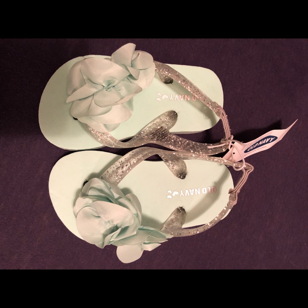 Old Navy, toddler flip flops